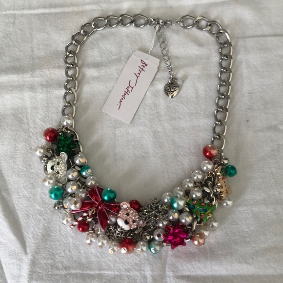 Betsey Johnson Silver Tone Bib Necklace Christmas Charms & Shaky Faux Pearls NWT - Picture 9 of 16